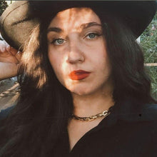 Load image into Gallery viewer, Dosy7 Live Your Best® Liquid Stay Lipsticks