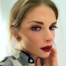Load image into Gallery viewer, Dosy7 Live Your Best® Liquid Stay Lipsticks